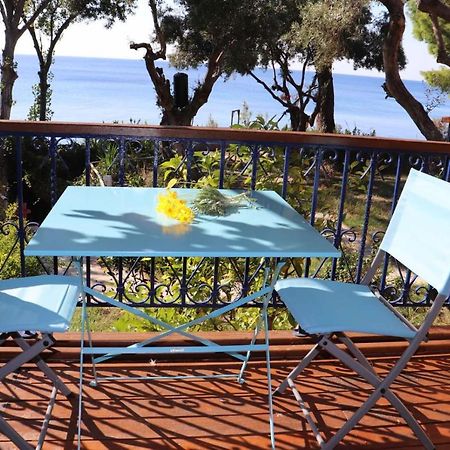 אליה Mathesi Apartment Balcony מראה חיצוני תמונה