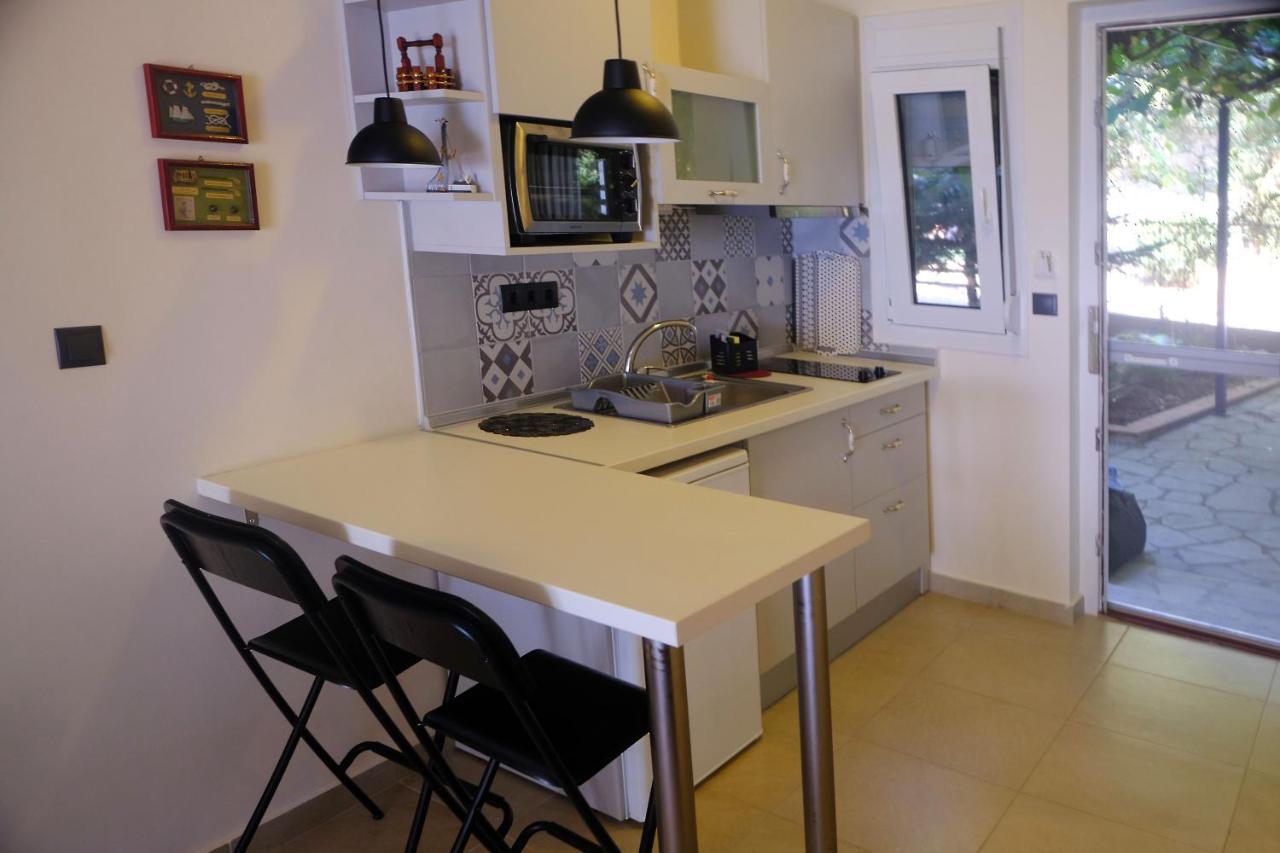 אליה Mathesi Apartment Balcony מראה חיצוני תמונה