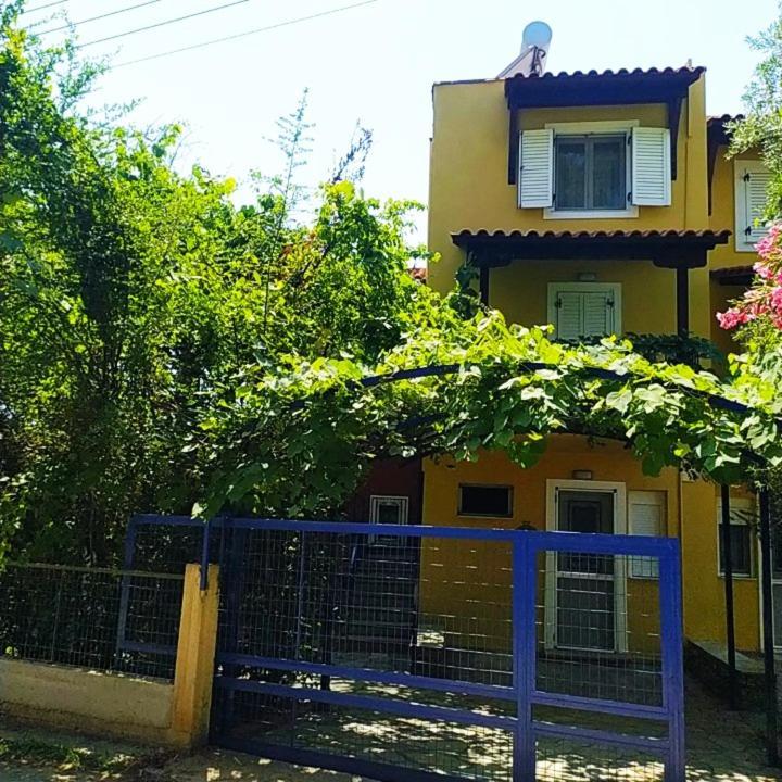 אליה Mathesi Apartment Balcony מראה חיצוני תמונה